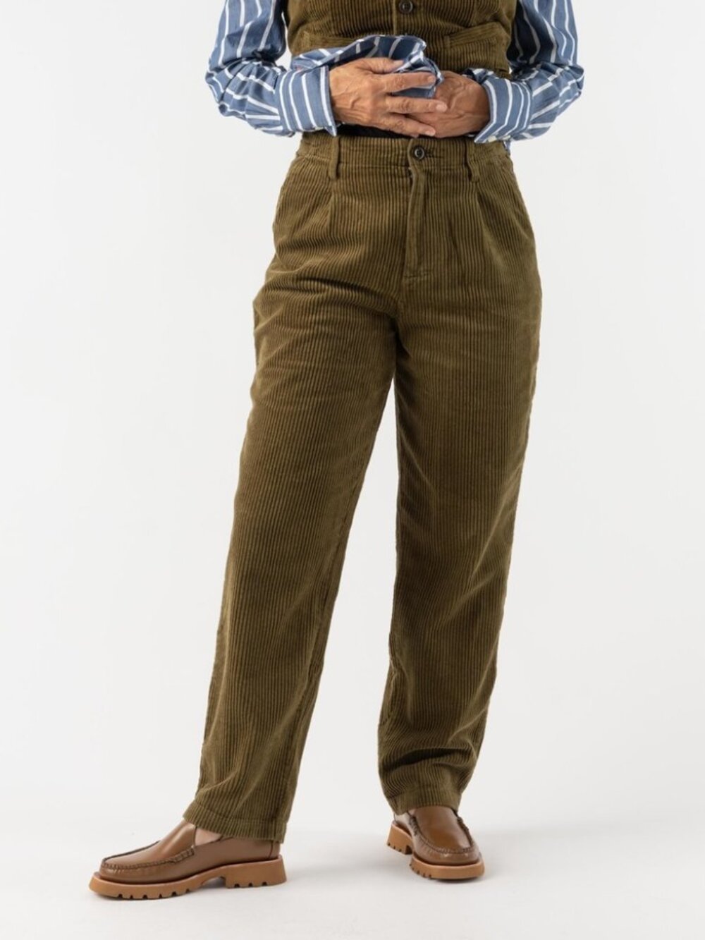 ALEX MILL Boy Pant in Rugged Corduroy - Dark Olive